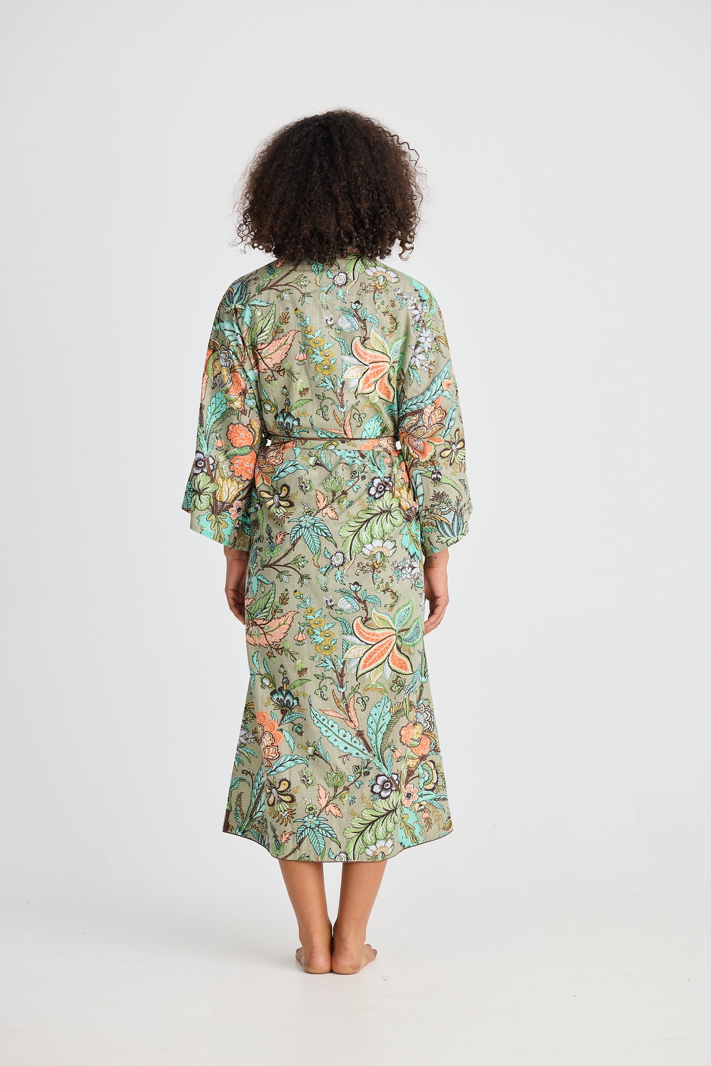 Holiday Namaste Robe Madagascar