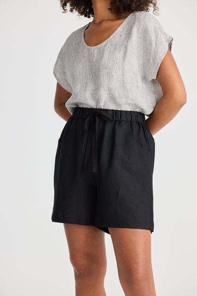 Shanty Miami Black Linen Short