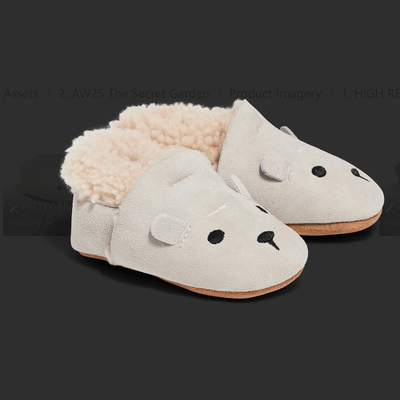 Pretty Brave Cosy Moc Snow