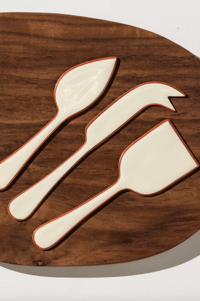 Alder Enamel Cheese Set Cream