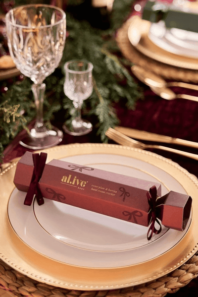 Alive Hand Cream Cracker Sweet Plum and Berries