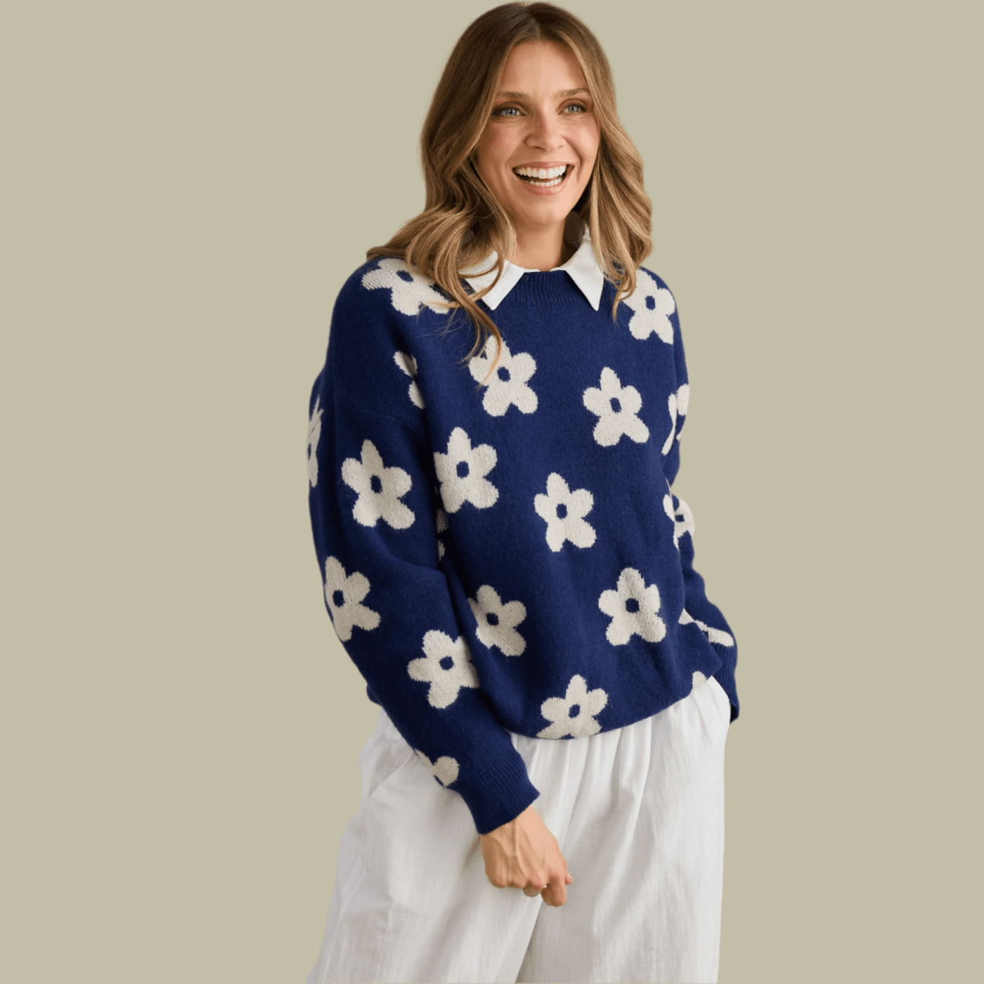 Holiday Maui Knit Navy Floral