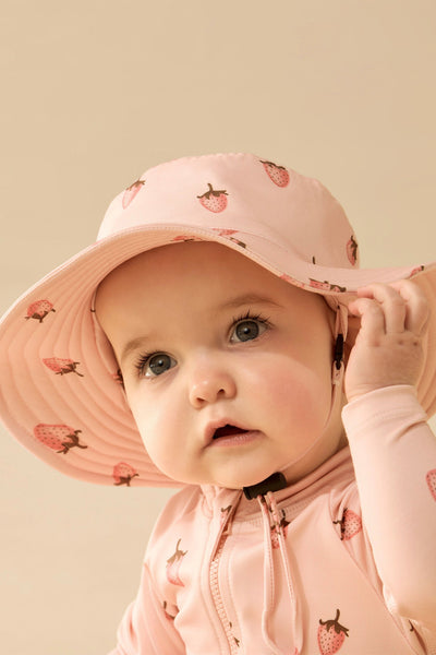 Wilson and Frenchy Strawberry Kisses Swim Sun Hat