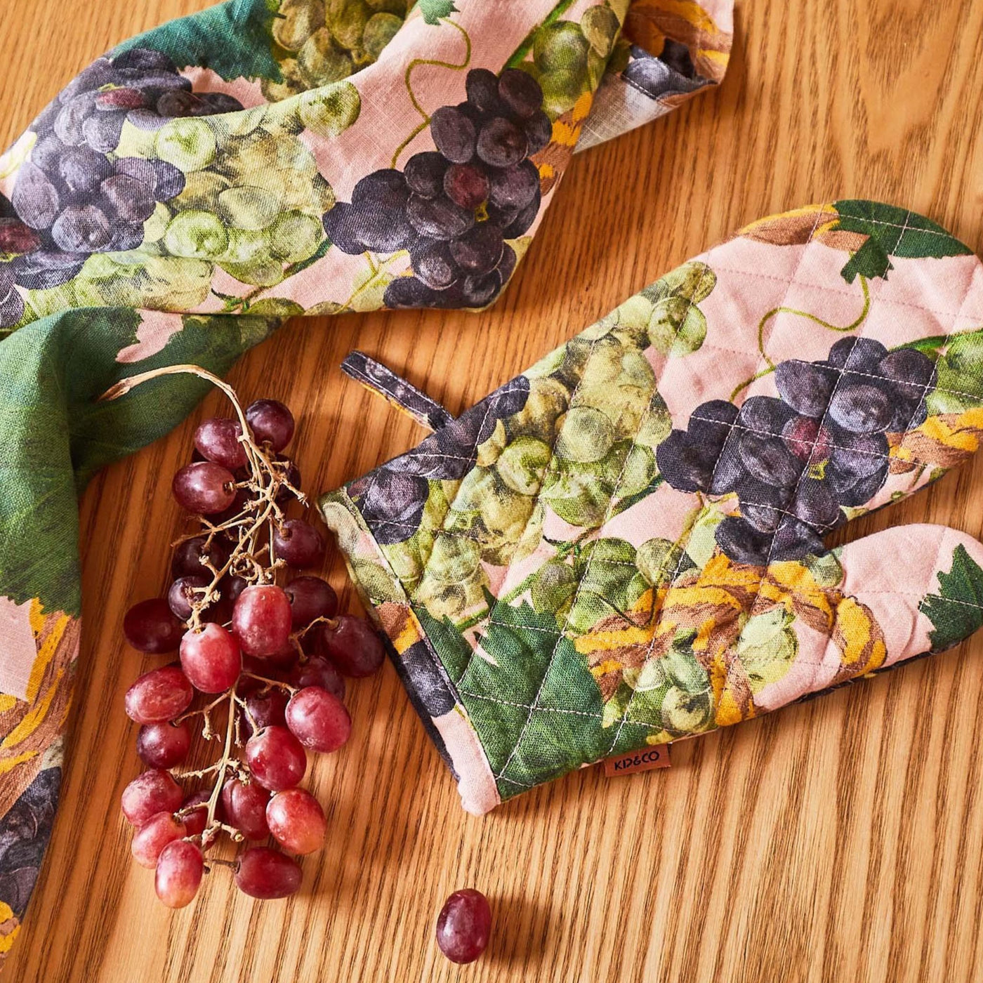 Kip and Co Oven Mitt The Vine
