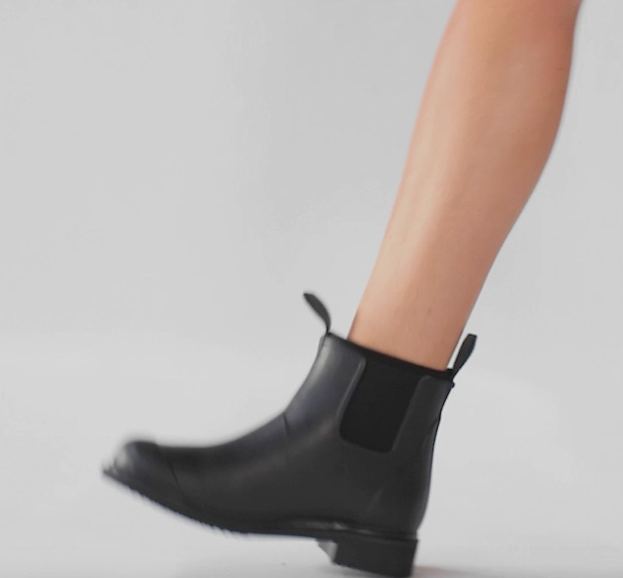 Merry People Bobbi Boot in Black/Black